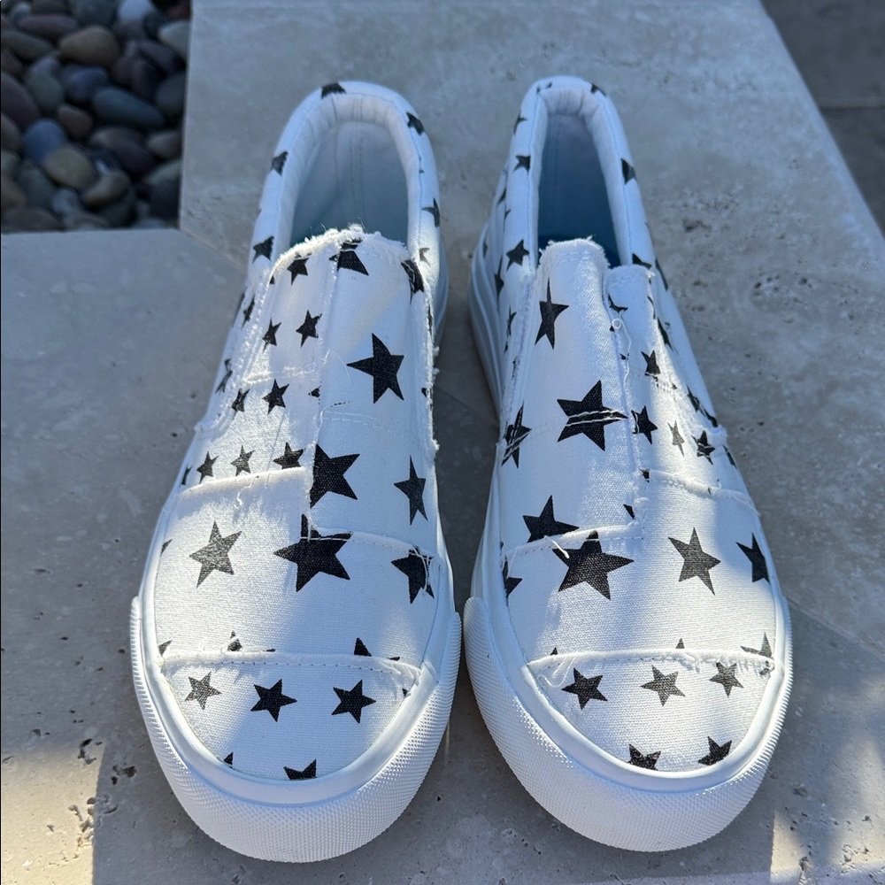 Blowfish Malibu Black and White Star Slip-On Shoes